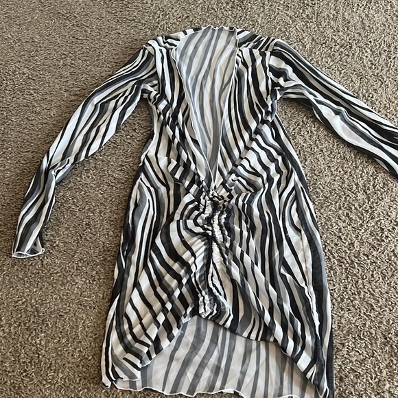 bikini - Picture 2 of 2